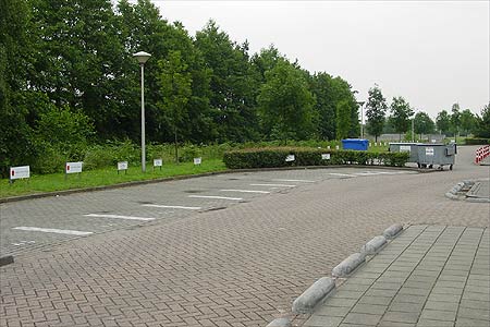 leegparkeerterrein (33k image)
